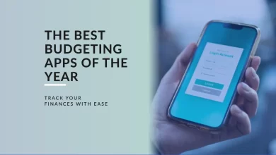 person with a phone using the best budgeting apps